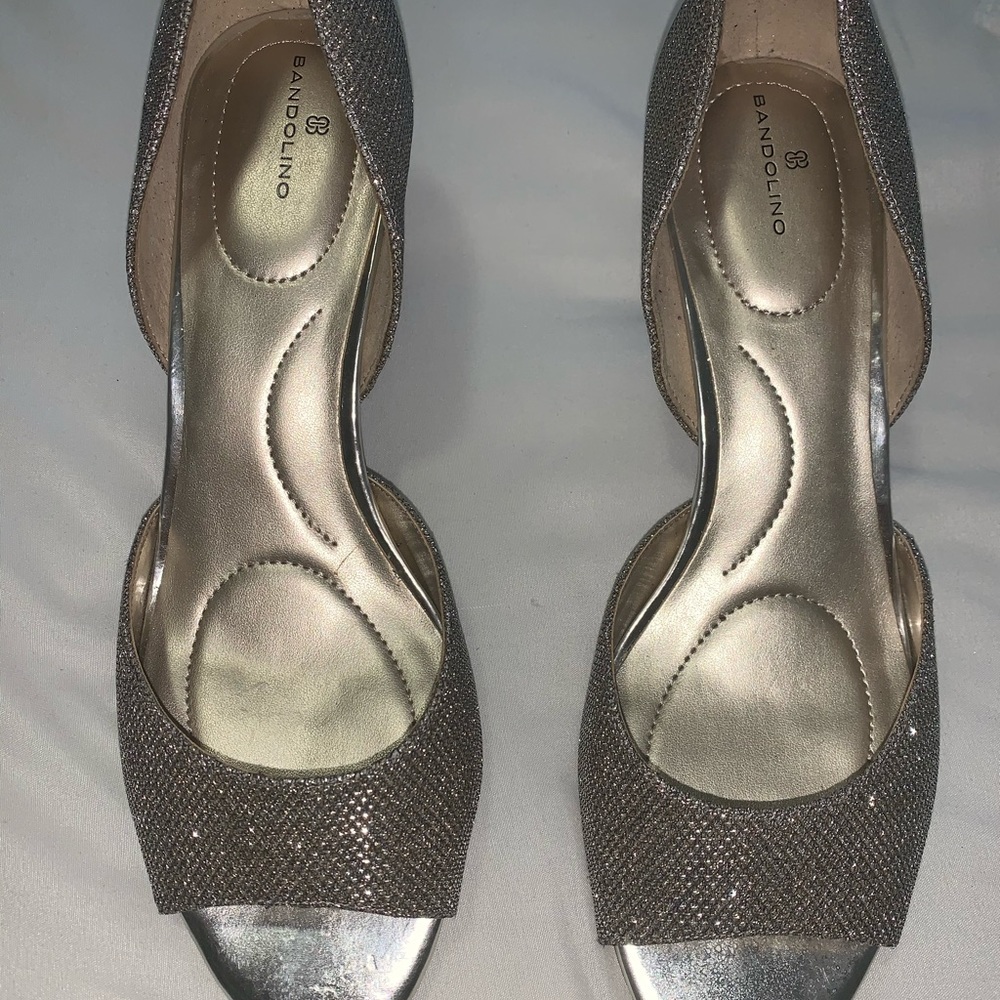 Bandolino gold color shoes